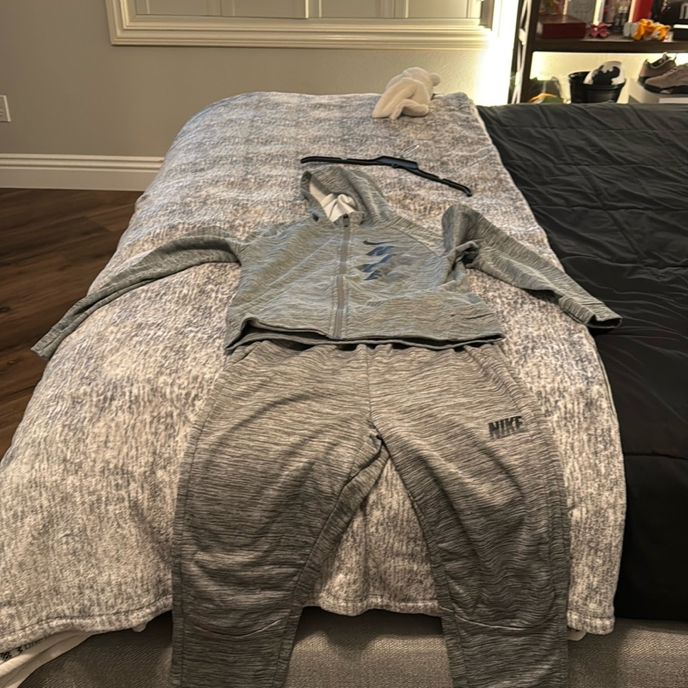 Nike set L Youth